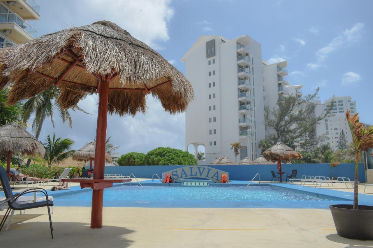 Luxury Caribbean Condos By Salvia Cancun Beachfront ภายนอก รูปภาพ