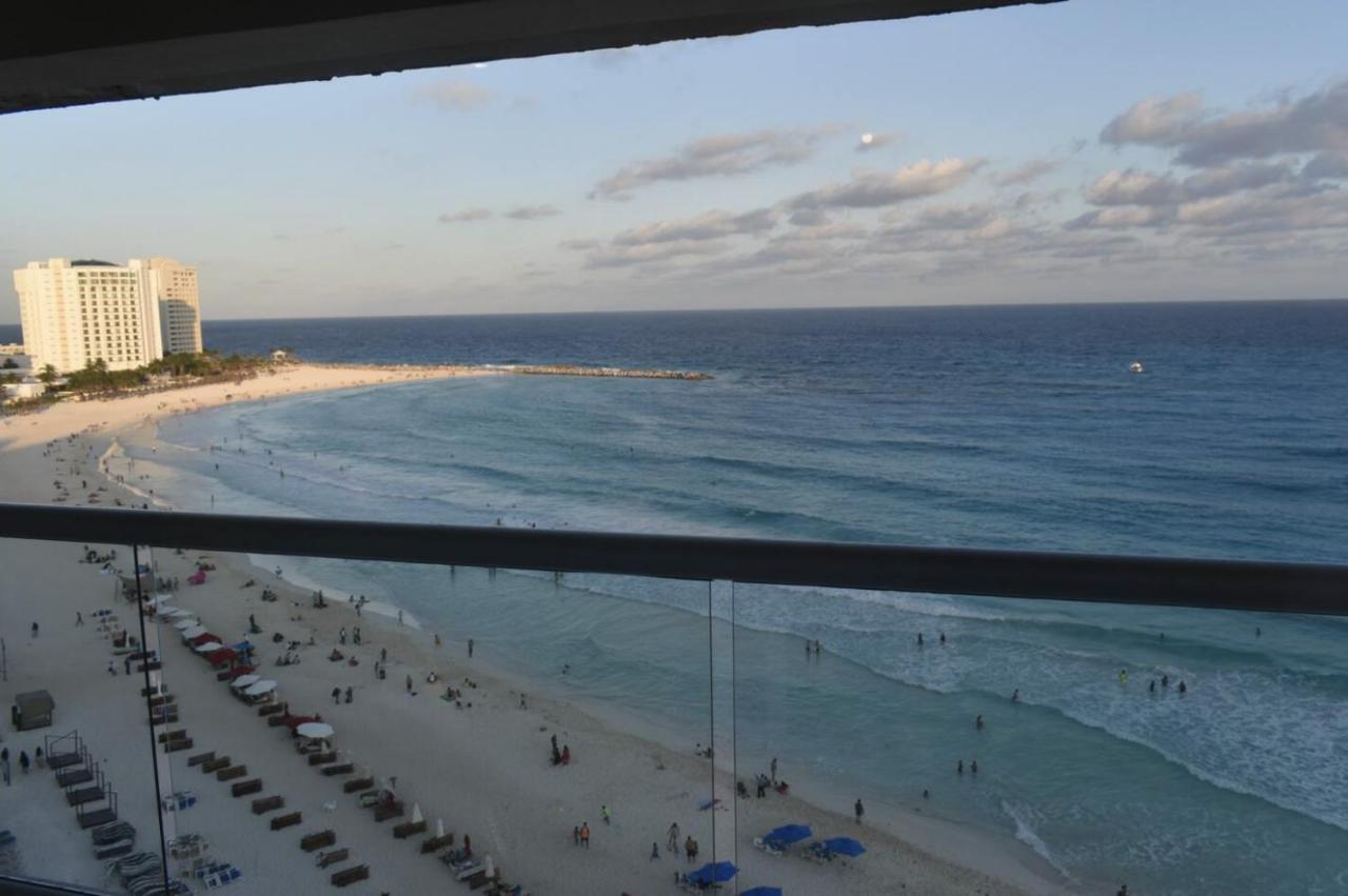 Luxury Caribbean Condos By Salvia Cancun Beachfront ภายนอก รูปภาพ